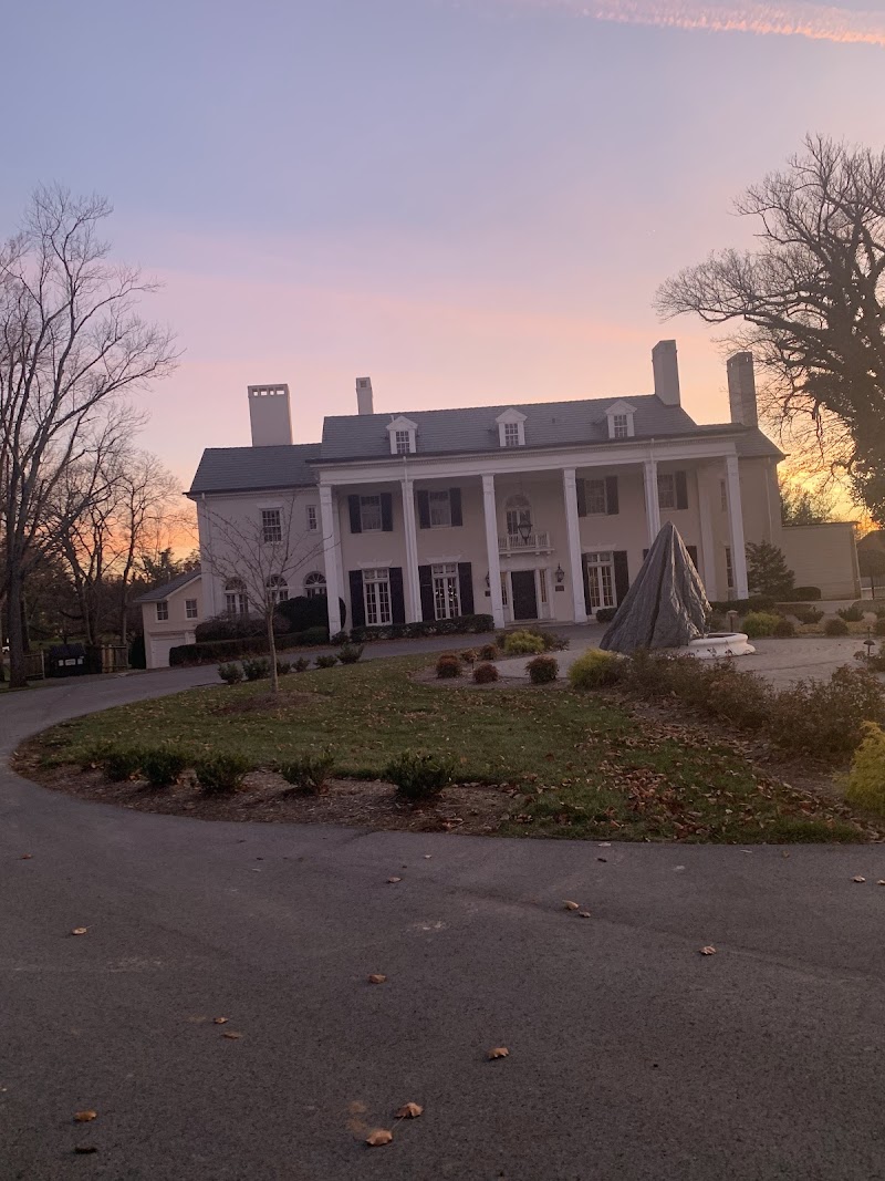 Plainview Tennis Center - Image 3