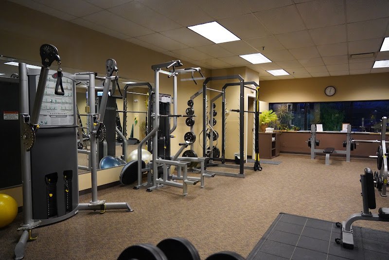 Foreside Fit - Tennis, Pickleball & Fitness thumbnail