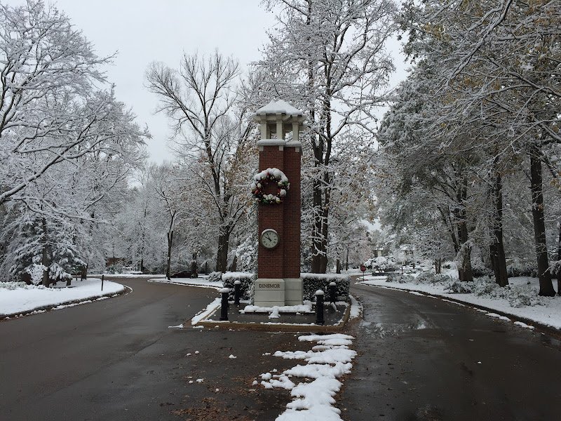 Dinsmor Clubhouse - Image 2