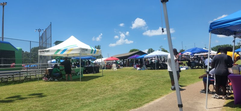 Halls Ferry Complex thumbnail