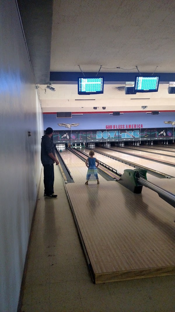 Black Eagle Community Center - Image 2