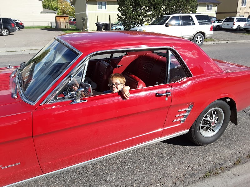 Hawthorne Park - Image 2