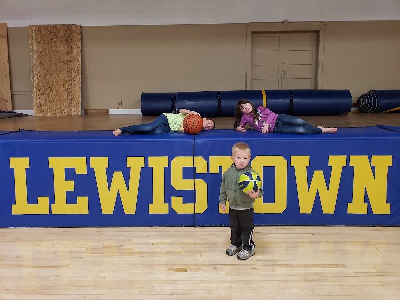 Lewistown Civic Center - Image 2