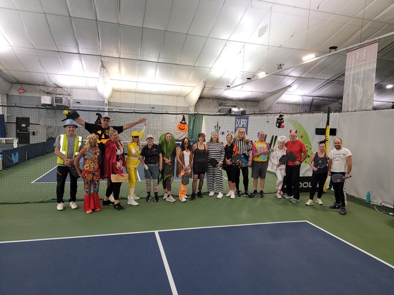 Cross Court Pickleball Hawthorne thumbnail