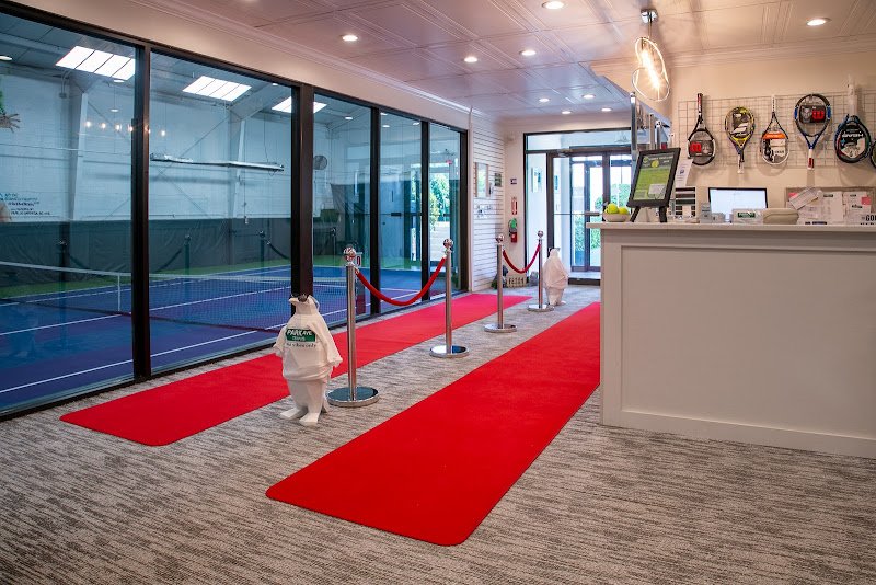 Park Avenue Tennis Club - Image 3