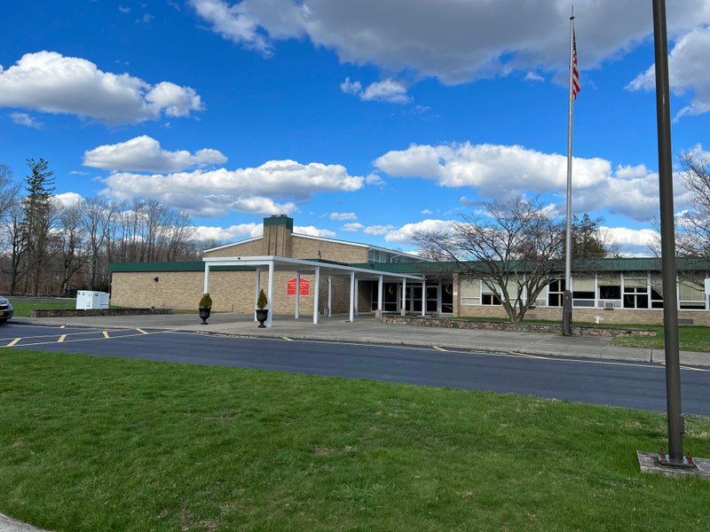 Granite Knolls Sports & Recreation Center thumbnail