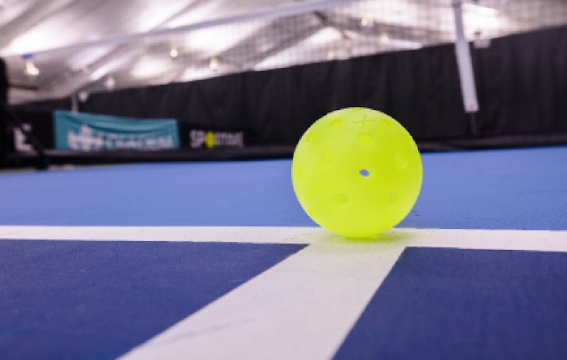 SPORTIME Pickleball Harbor Island - Image 2