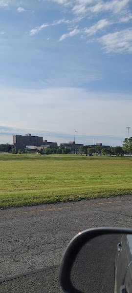 Outdoor Tennis Courts - Image 3