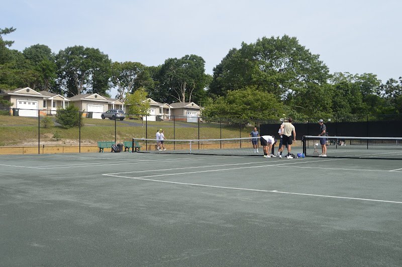 Tennis at the Barn - Image 1