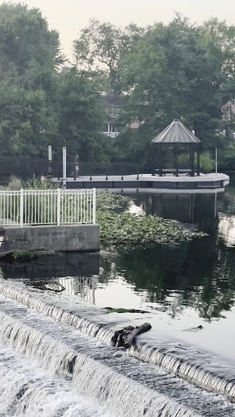 Columbus park on Lake view ave - Image 2