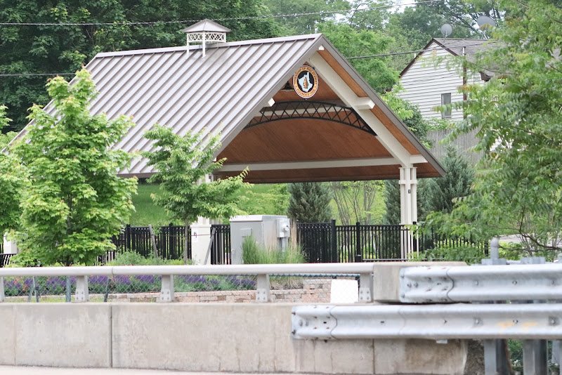 Columbus park on Lake view ave - Image 3