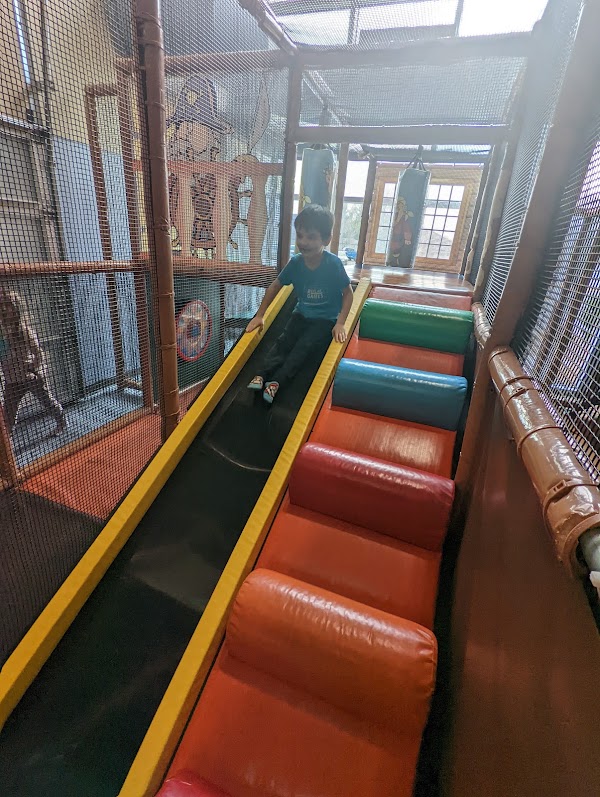 Courts Plus Community Fitness - Image 3