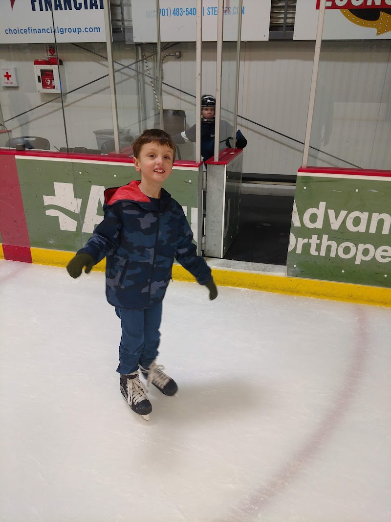 ICON Sports Center - Image 3