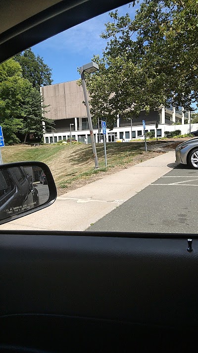 Mandell JCC Fitness Center at Saint Francis thumbnail