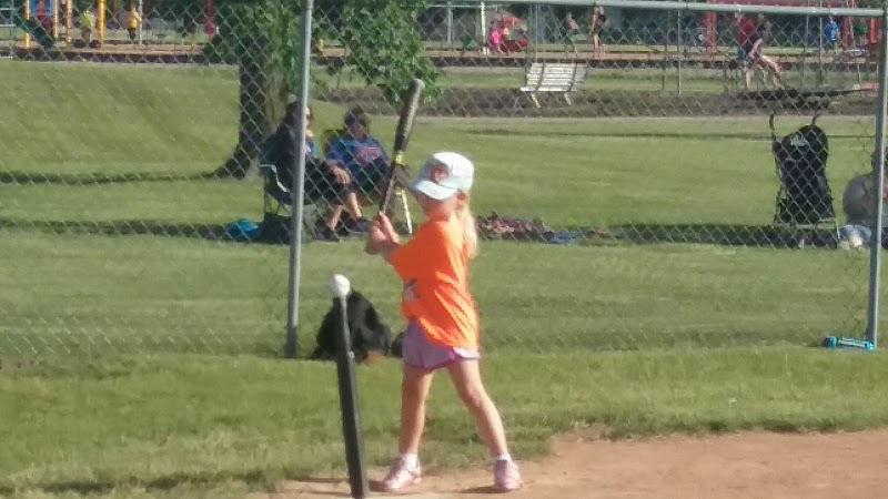 Service Club Park - Image 2