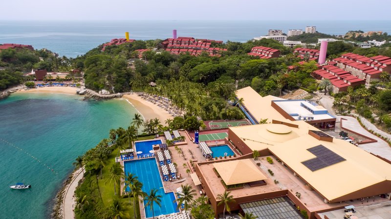 Hotel Las Brisas Huatulco thumbnail