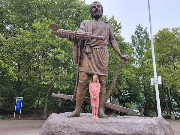 Sawyer Point Park - Image 3