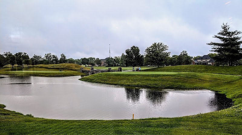 Four Bridges Country Club thumbnail