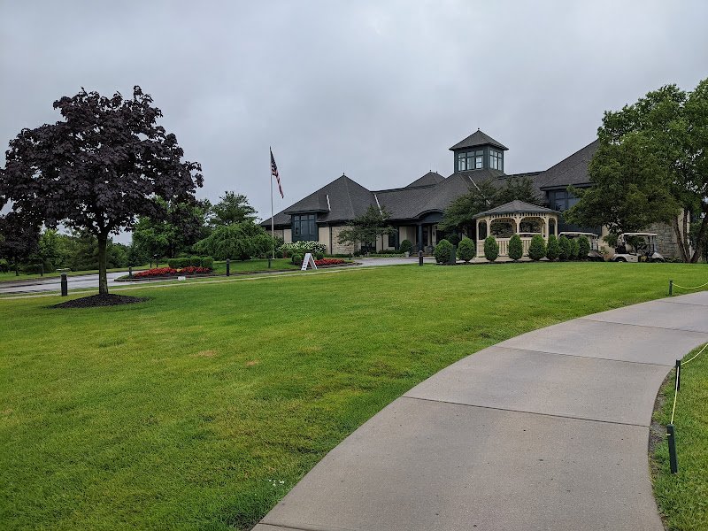 Four Bridges Country Club - Image 3