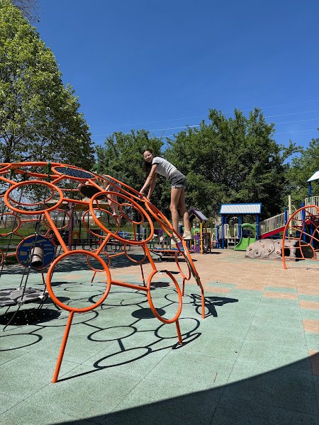 Memorial Park Tennis and Pickleball Courts thumbnail