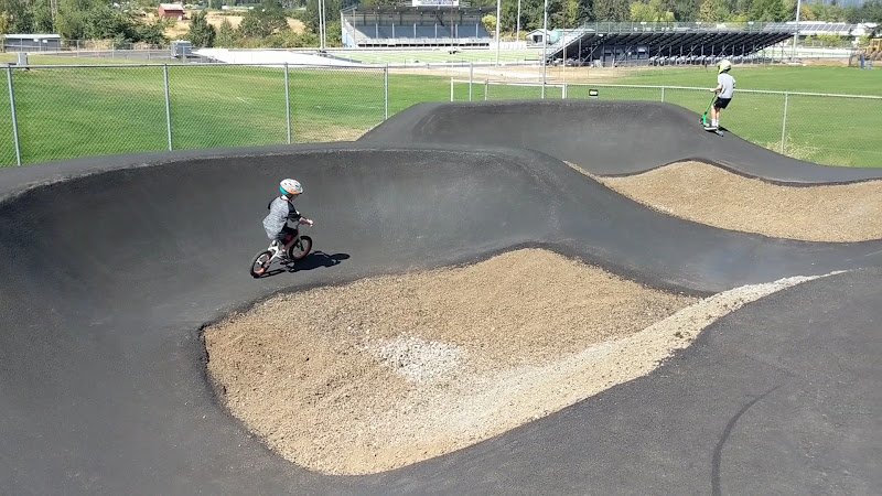 Golden Eagle Park - Image 2