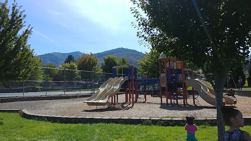 Roberts Park - Image 2