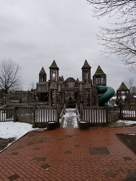 Adams-Ricci Park - Image 3