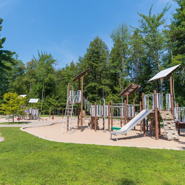 De Fontainebleau Park thumbnail