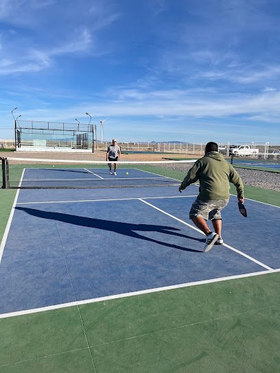 Desert Club: Padel & Pickleball Courts thumbnail