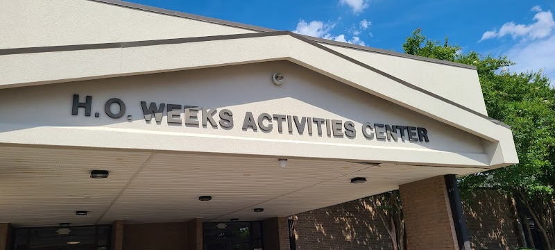 Weeks Tennis Center - Image 3