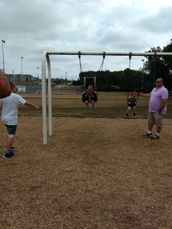 Pope Field Park - Image 2