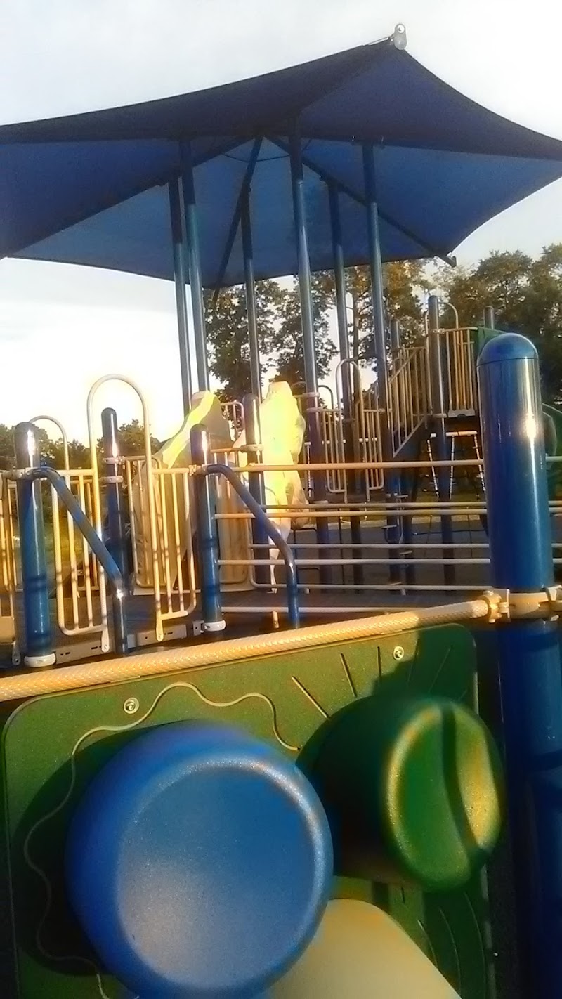 Barnes Street Activity Center - Image 2