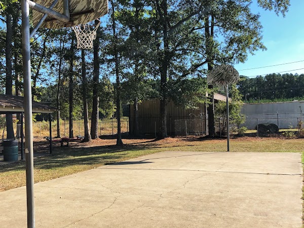 Hollow Creek Public Park - Image 2