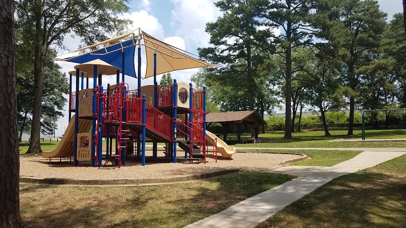 Gower Estates Park - Image 2