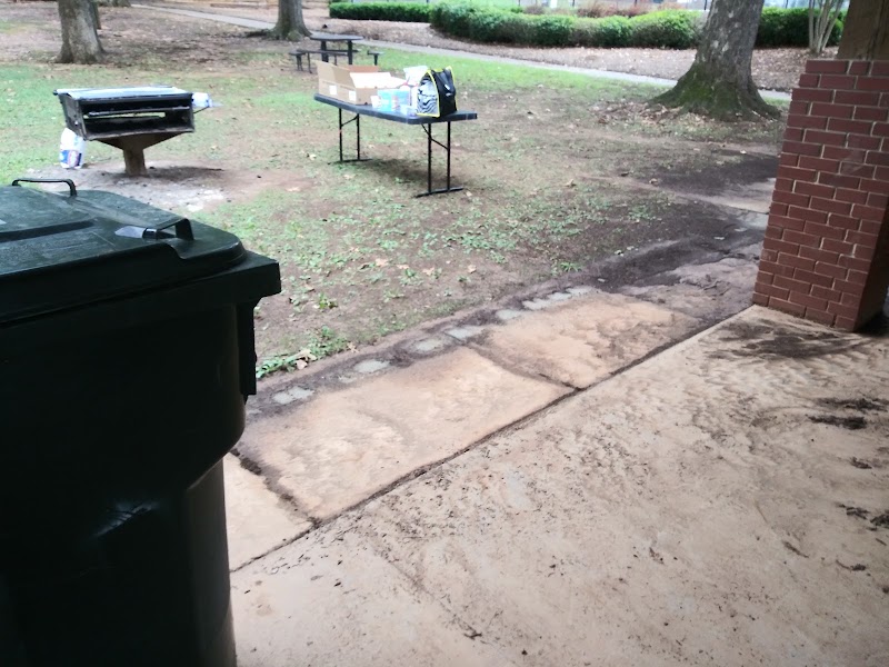 Confederate Park - Image 3