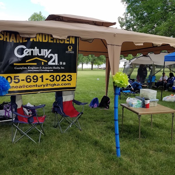 Pioneer Park - Image 3