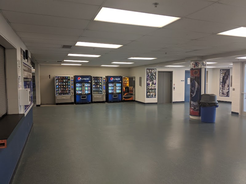 Larson Ice Center - Image 3