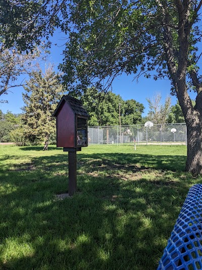 Pool Side Park thumbnail