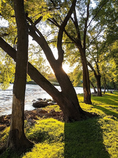 Riverdale Park - Image 2