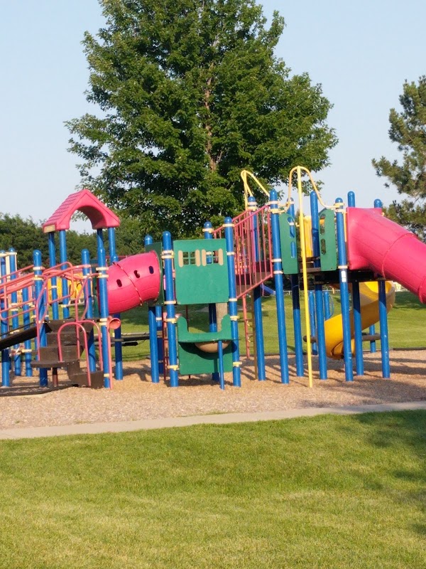 Laurel Oak Aquatic Center - Image 3