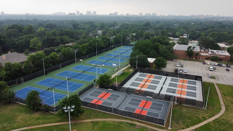 Fretz Tennis & PickleBall Center - Image 3
