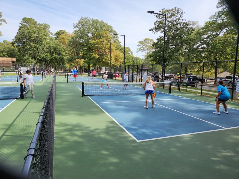Holly Lake Ranch Pickleball Courts thumbnail