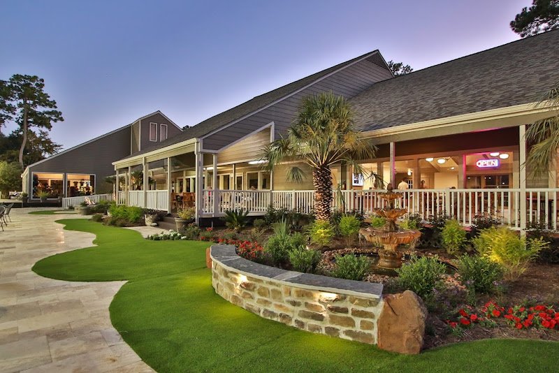 Giammalva Racquet Club - Image 1