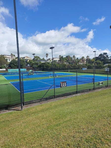 West Harbour Tennis Club Inc thumbnail