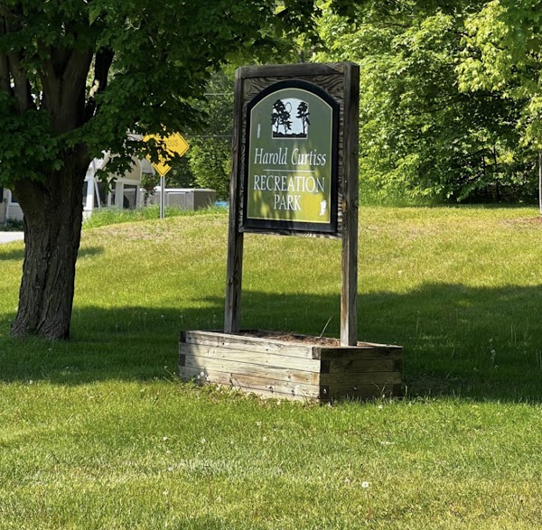 Harold Curtiss Recreation Park - Image 3