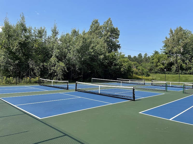 Rossignol Park - Image 3