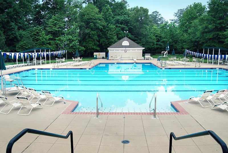 Wyndham Swim & Racquet Club - Image 2