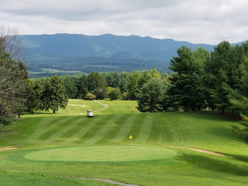 Botetourt Golf & Swim Club thumbnail
