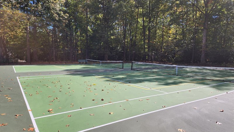 Windsor Forest Tennis & Pickleball Courts (Members Only) thumbnail