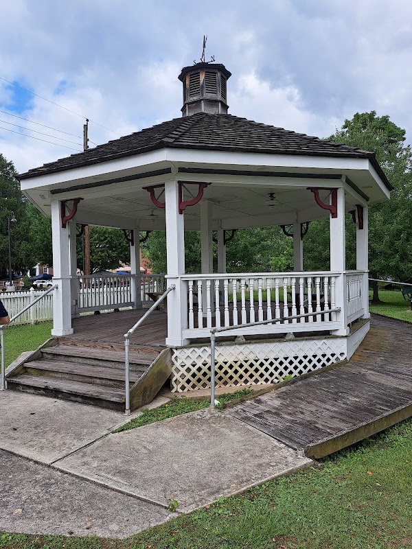 Alderson Alumni Park & Gazebo - Image 2